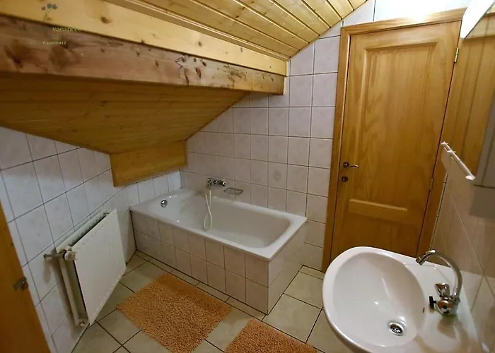 Le Gagnage 31 Pers- Malmedy, Rustique, Vue, Wellness Chalet Malmedy