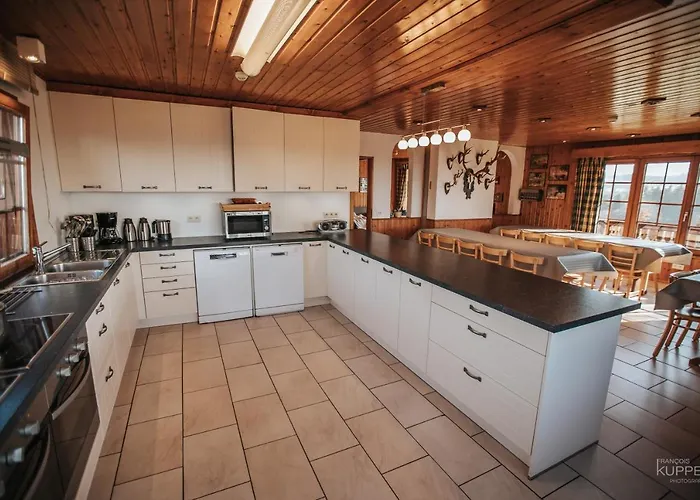 Chalet Le Gagnage 31 Pers- Malmedy, Rustique, Vue, Wellness Malmedy